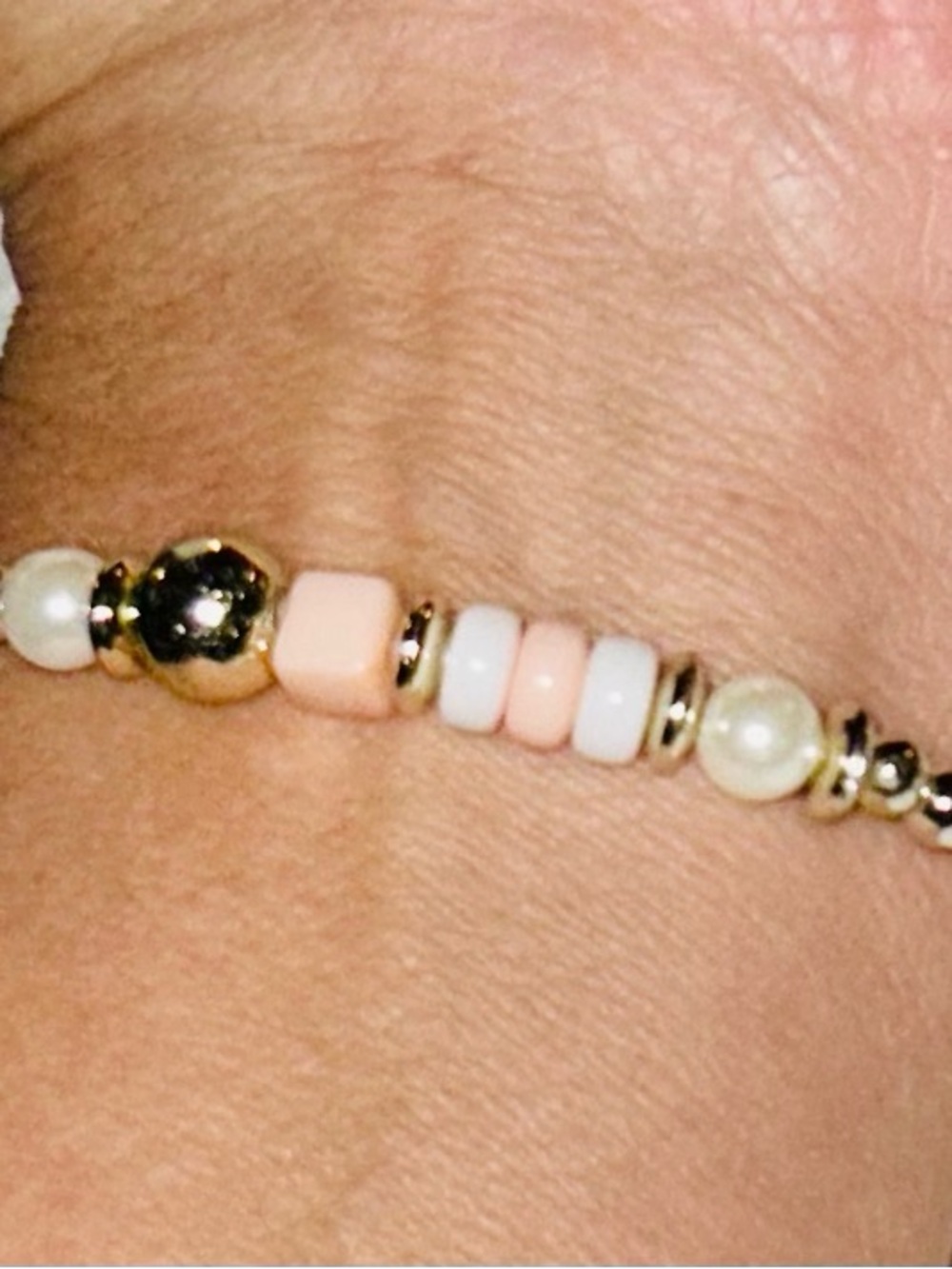 Delicate Pink & White Beaded Women's Bracelet - Picture 5 of 5